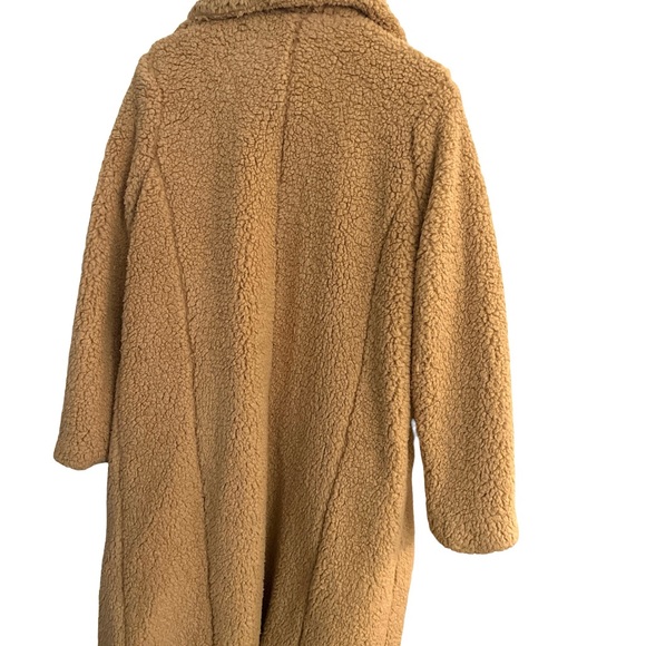 Torrid, Sherpa coat, tan, soft, Torrid size 00, straight size M/L - Picture 2 of 6